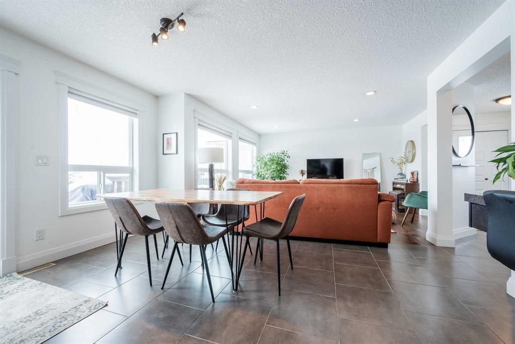 7434 115B Street  - Photo 8