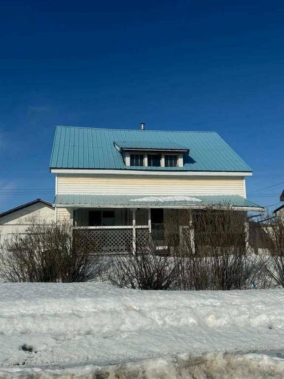 10106 110 Avenue  - Photo 1