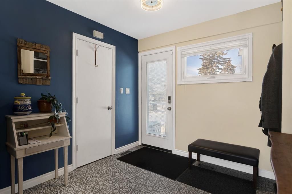 9011 102 Street  - Photo 14