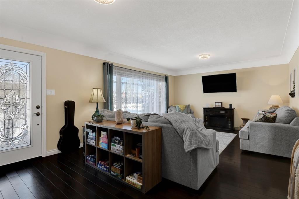 9011 102 Street  - Photo 5