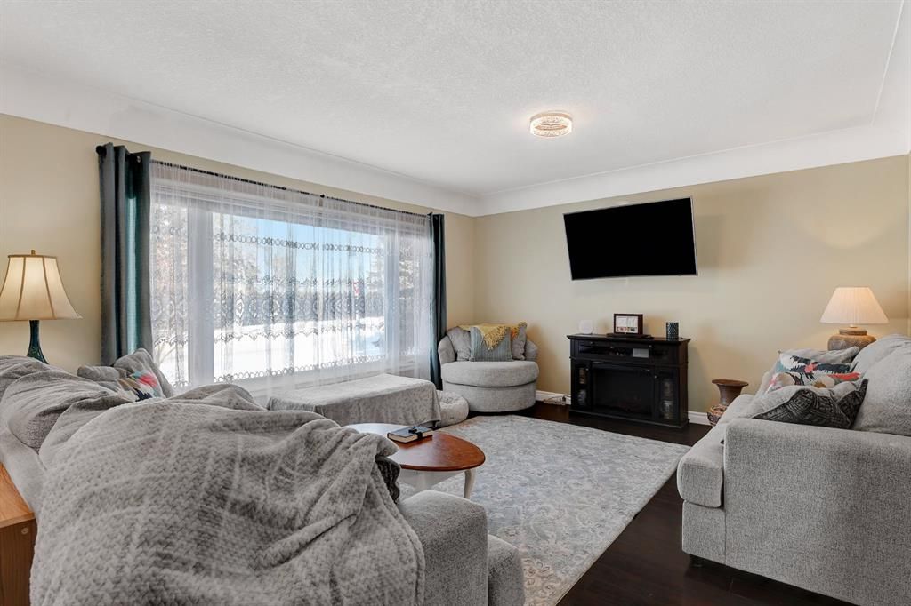 9011 102 Street  - Photo 6