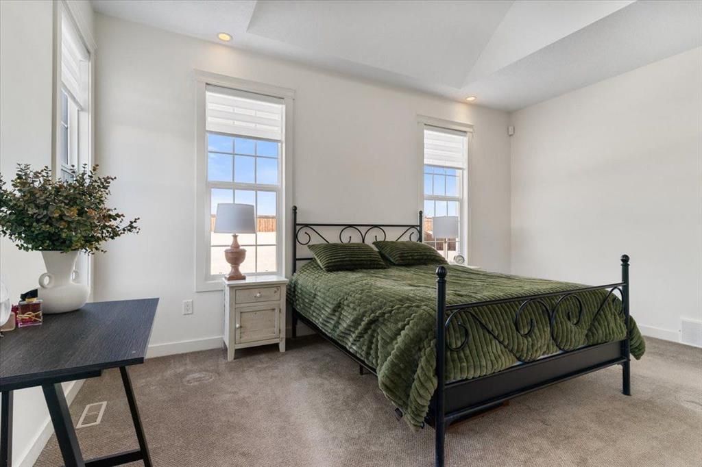 10402 160 Avenue  - Photo 26