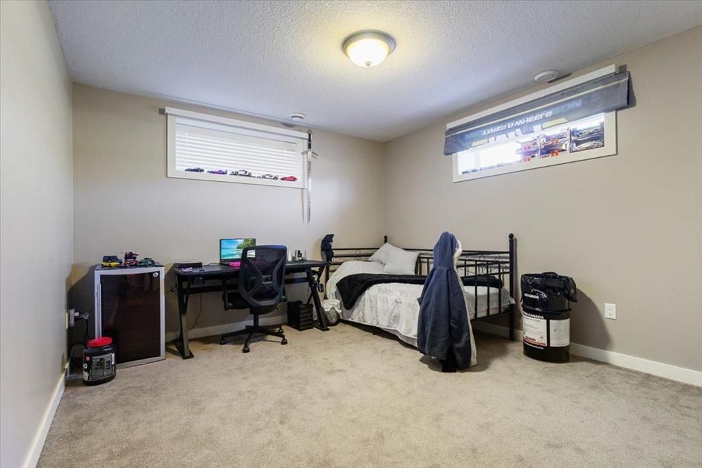 10402 160 Avenue  - Photo 44