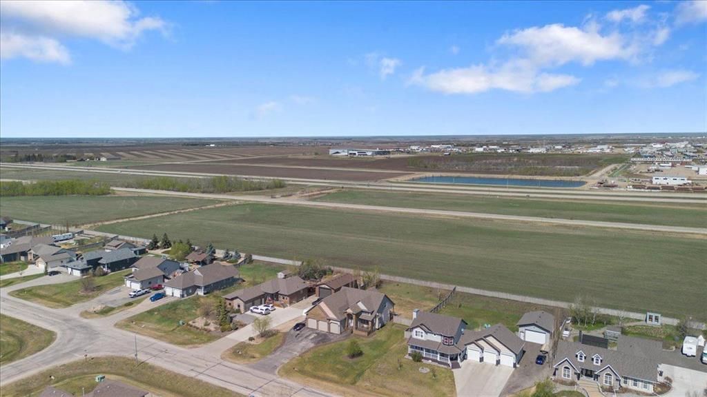 10402 160 Avenue  - Photo 46