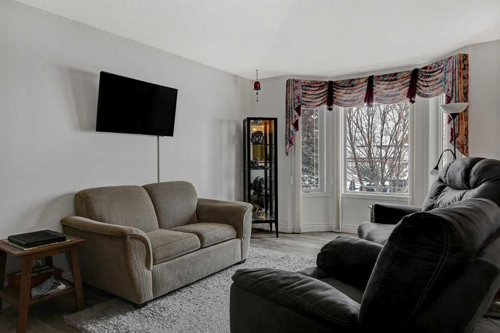 7914 107 Street  - Photo 4