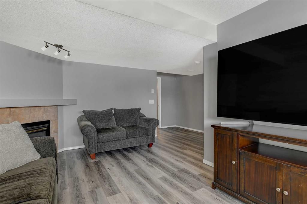 11320 92B Street  - Photo 25