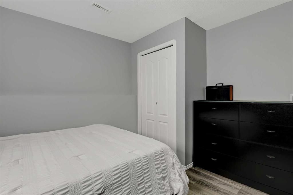 11320 92B Street  - Photo 27