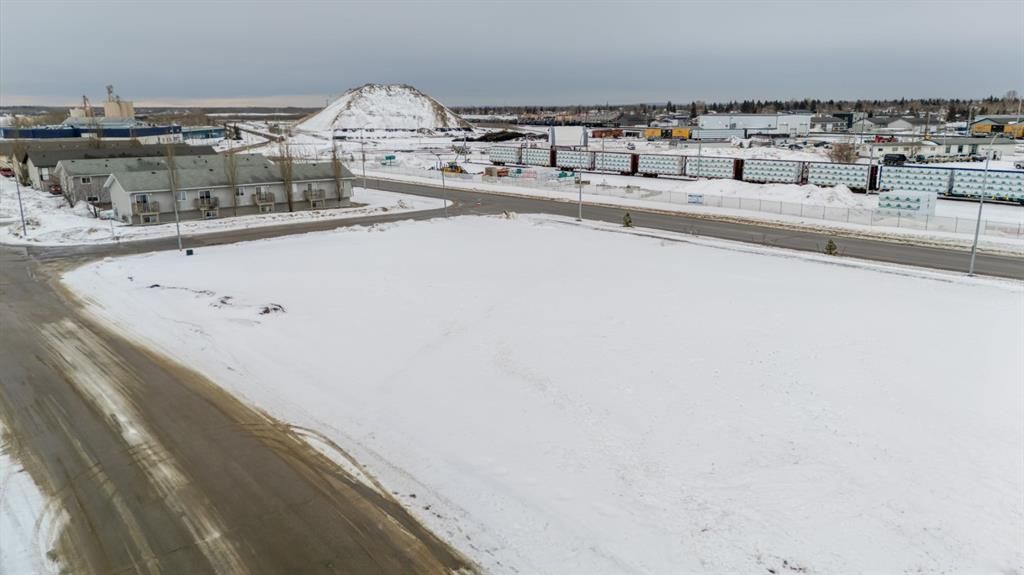 9402 93 Street  - Photo 3