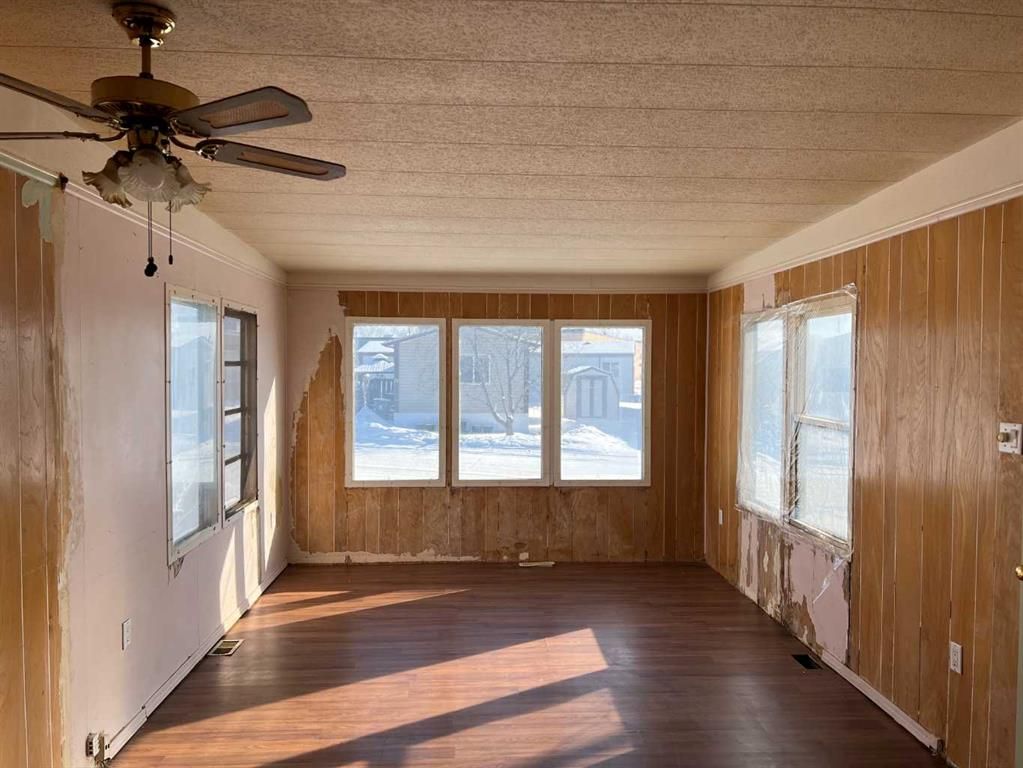 52, 8060 100 Street   - Photo 4