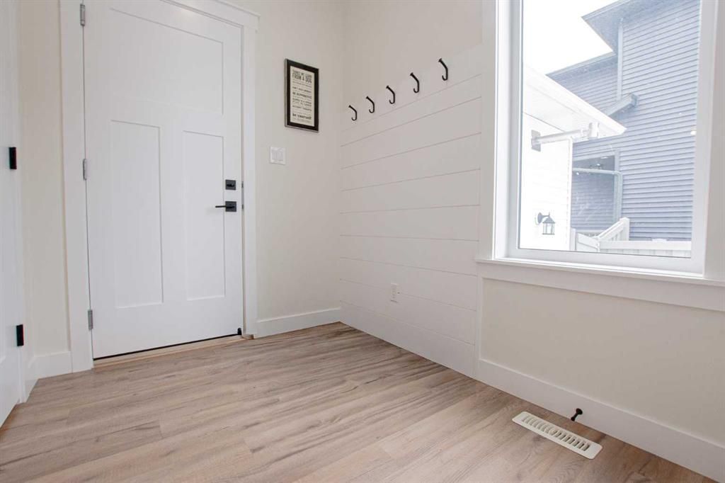 10626 134A Avenue  - Photo 17