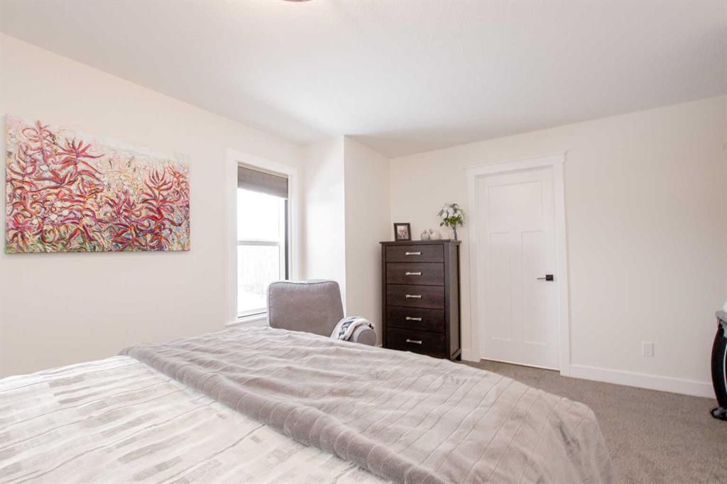 10626 134A Avenue  - Photo 27