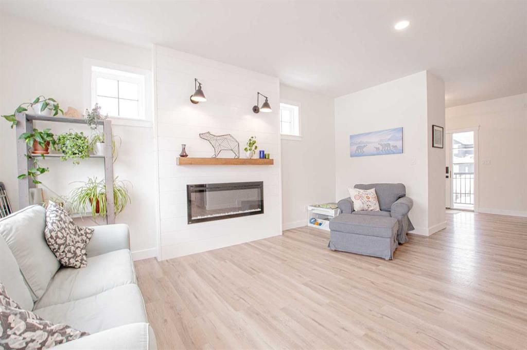 10626 134A Avenue  - Photo 7