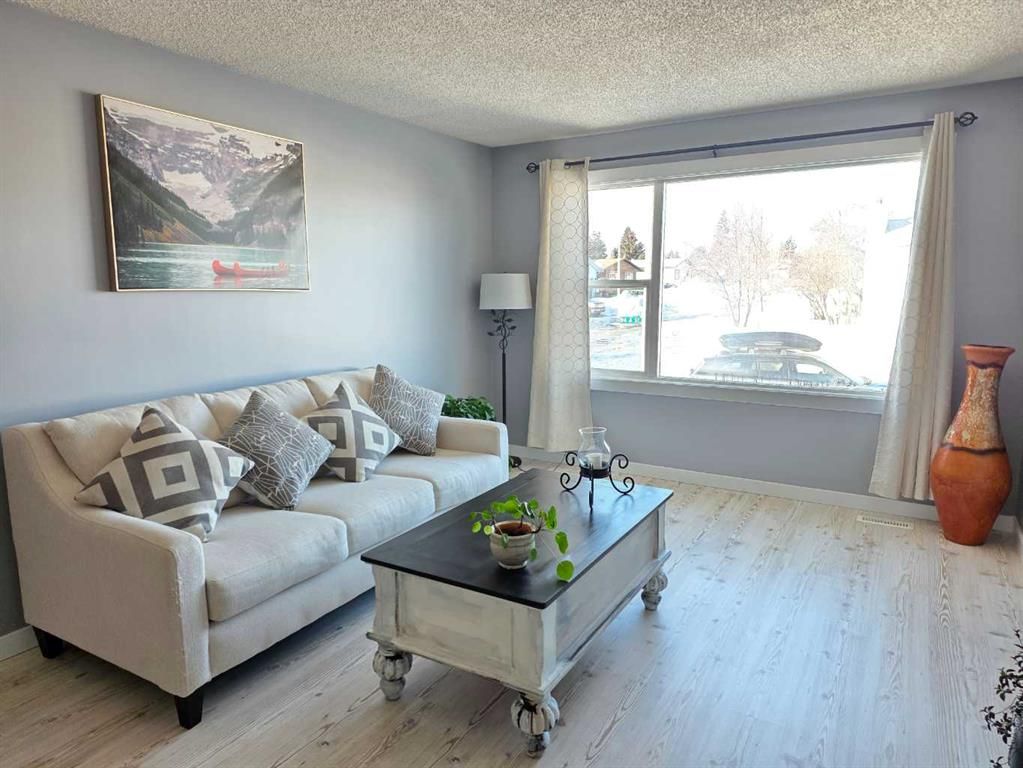 12401 94a Street  - Photo 15