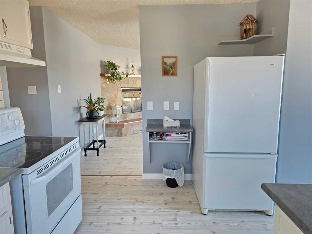 12401 94a Street  - Photo 21