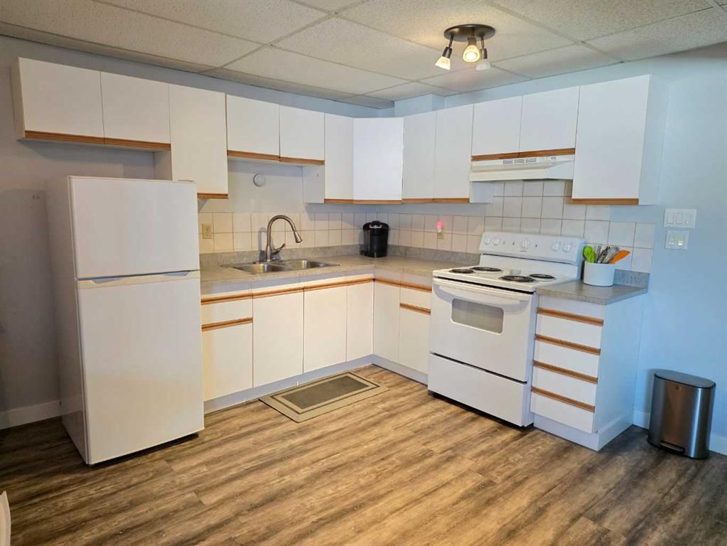 12401 94a Street  - Photo 28