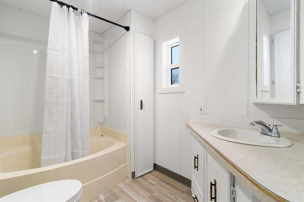 9713 102 Avenue  - Photo 13