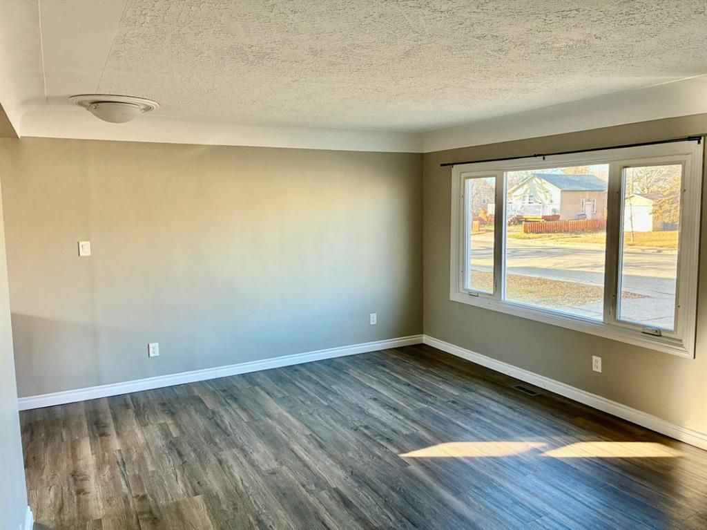 10113 108 Avenue  - Photo 13