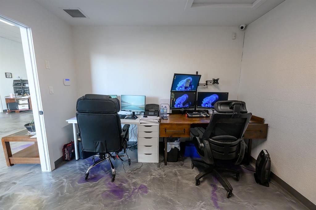 10011 115 Avenue  - Photo 10