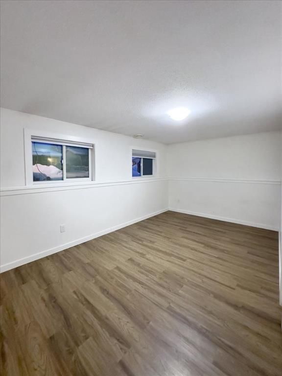 9527 80 Avenue  - Photo 18