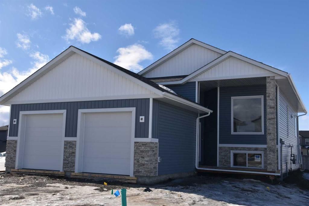 8210 87 Street  - Photo 3