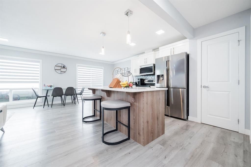 8010 91 Street  - Photo 4