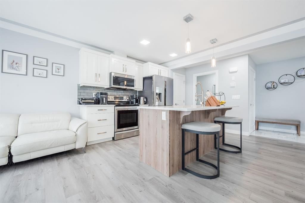 8010 91 Street  - Photo 5