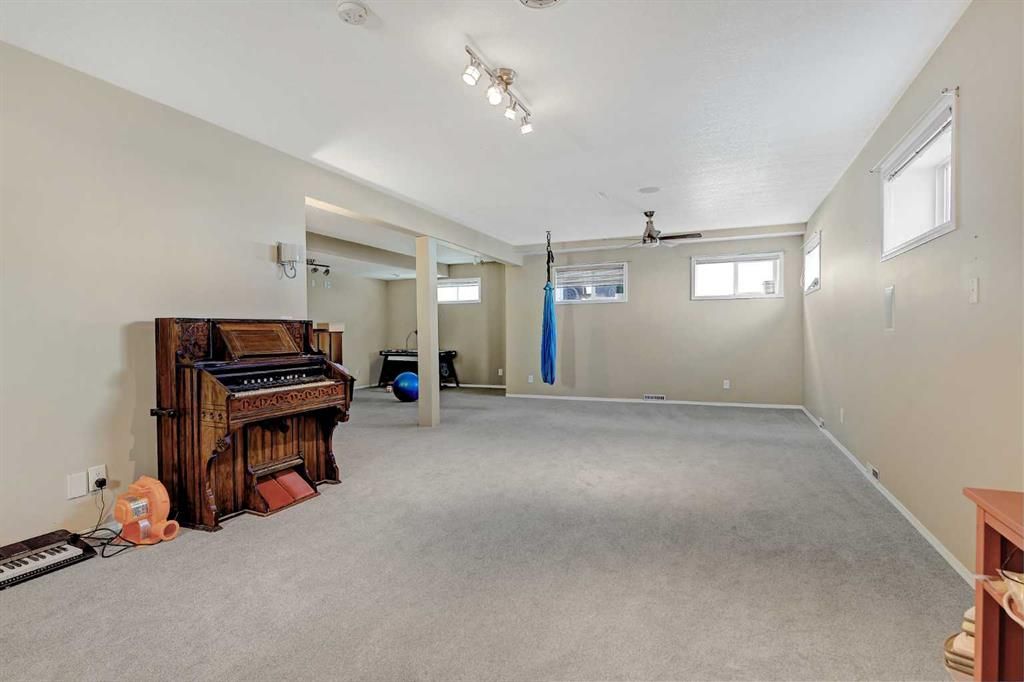 12014 Cygnet Boulevard  - Photo 31