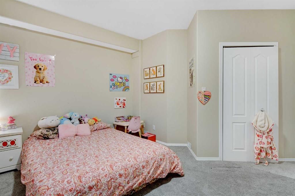 12014 Cygnet Boulevard  - Photo 35