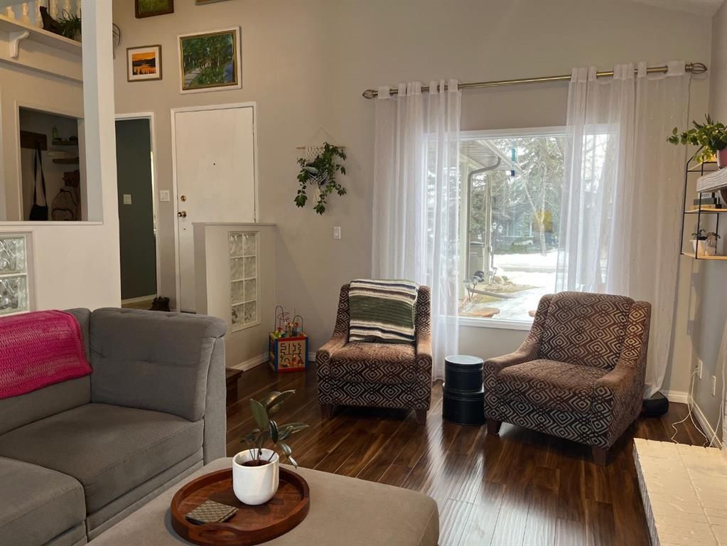 9826 75 Avenue  - Photo 11