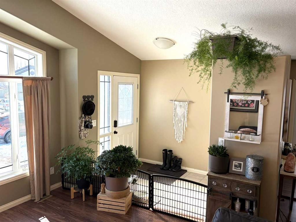 8622 102B Avenue  - Photo 6