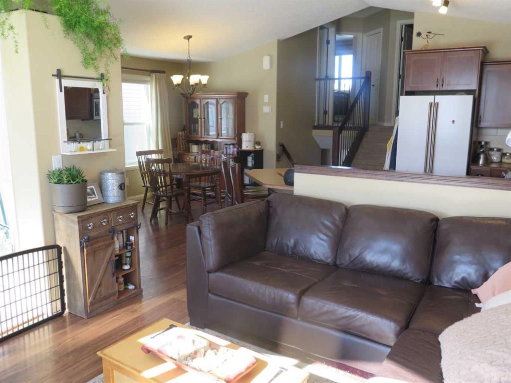 8622 102B Avenue  - Photo 8