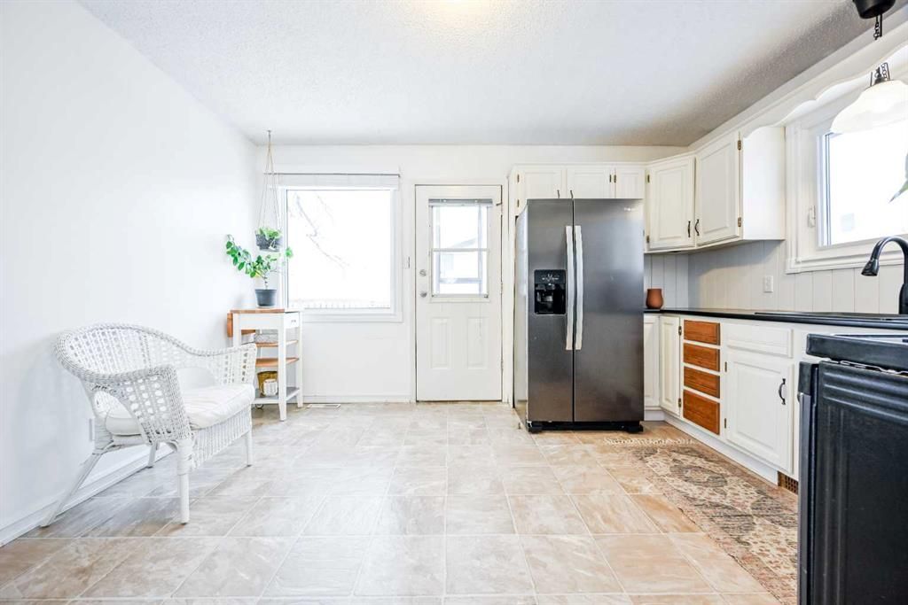 9405 71 Avenue  - Photo 6