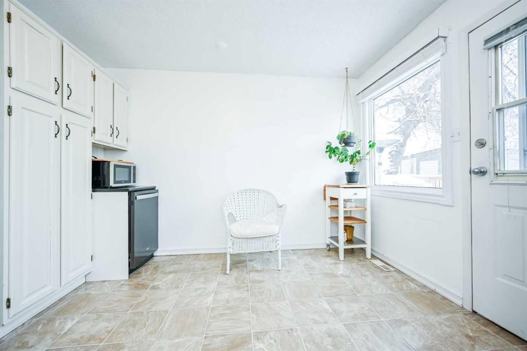 9405 71 Avenue  - Photo 8