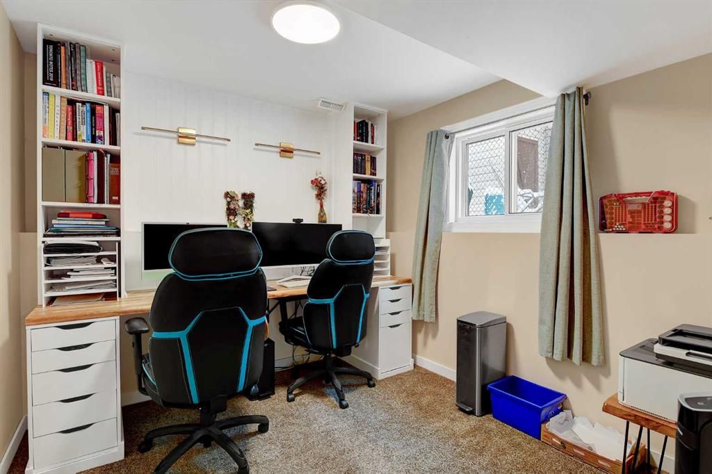 7818 Mission Heights Drive  - Photo 16