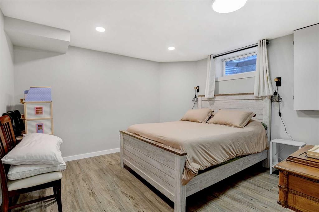 7818 Mission Heights Drive  - Photo 22