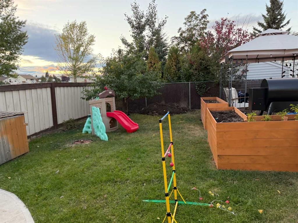 7818 Mission Heights Drive  - Photo 37