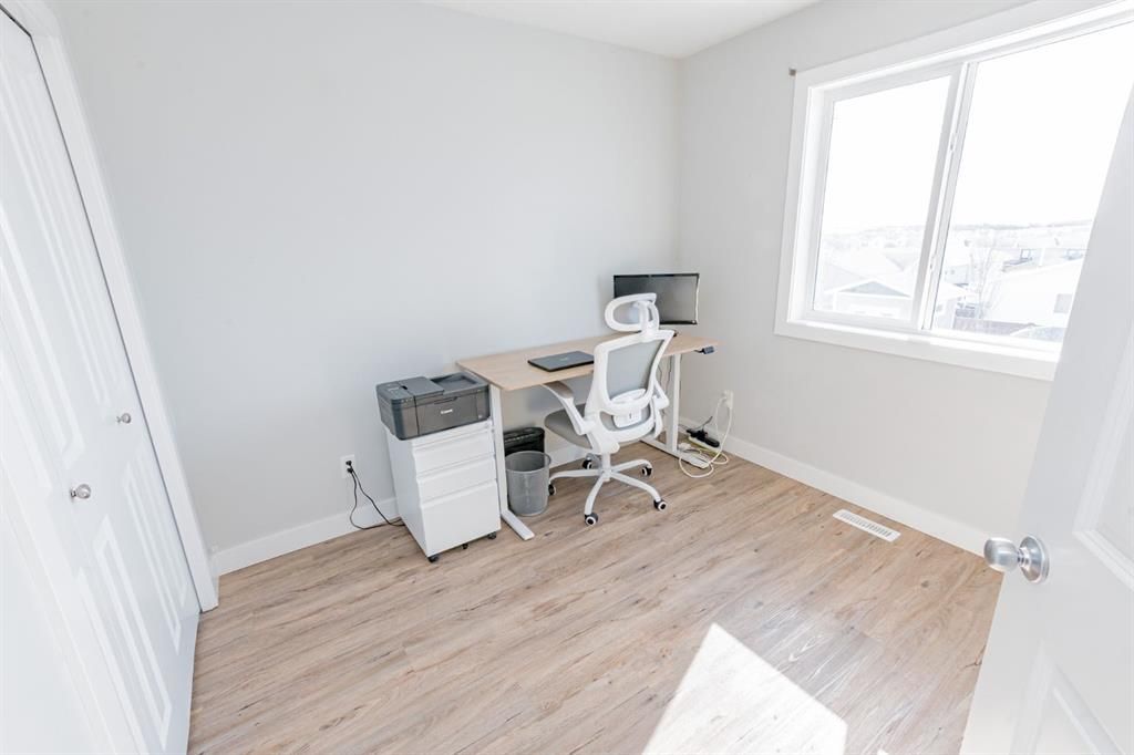 9511D 112 Avenue  - Photo 18