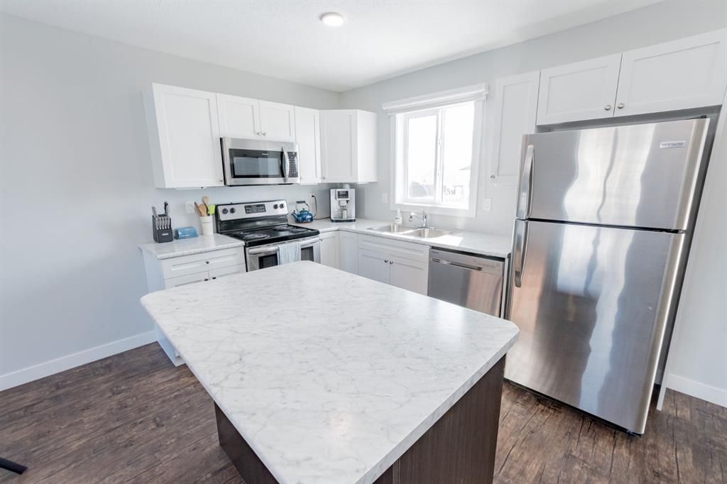 9511D 112 Avenue  - Photo 8