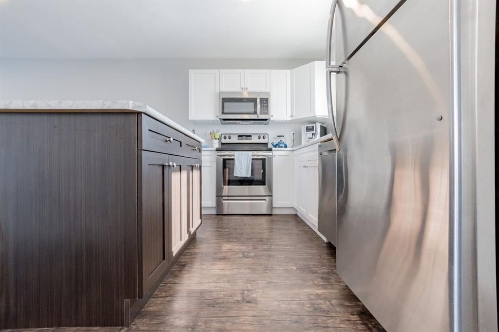 9511D 112 Avenue  - Photo 9