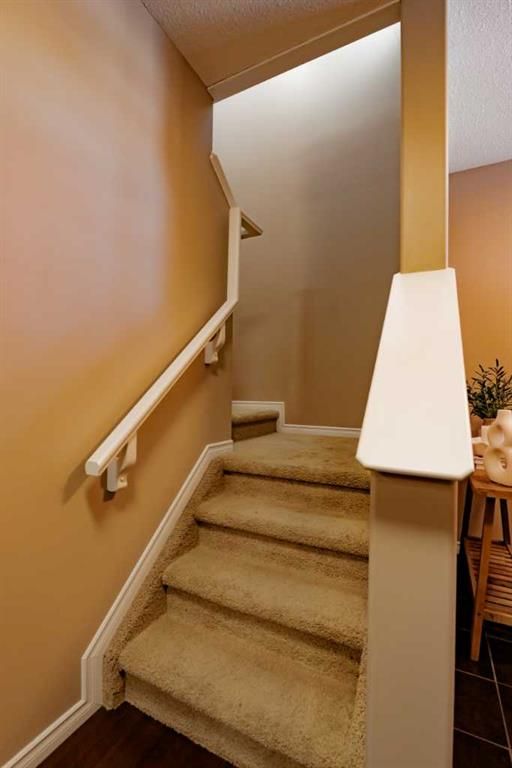 10210 85A Street  - Photo 14