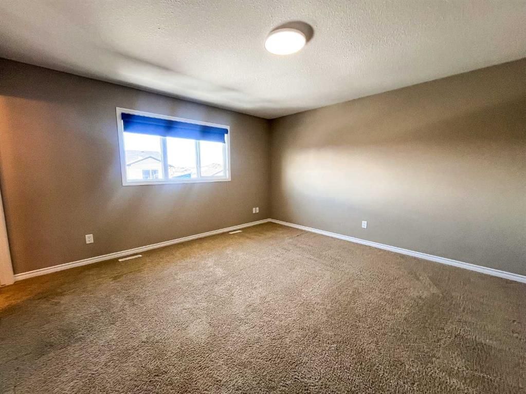 10210 85A Street  - Photo 16