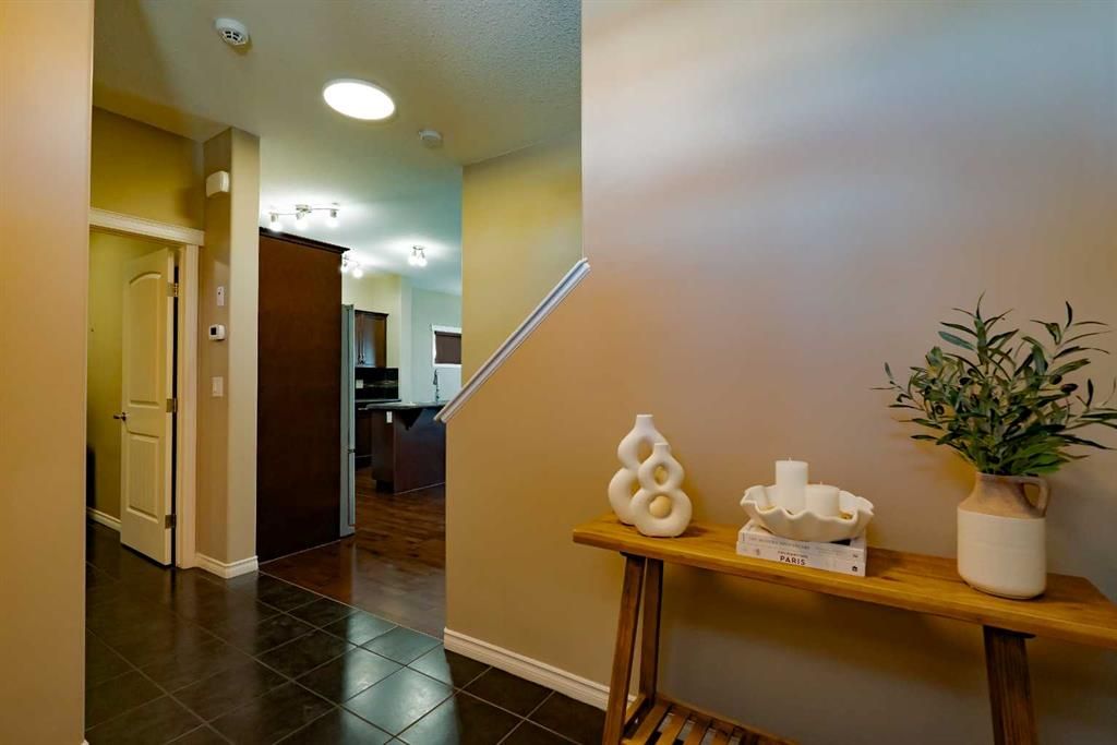 10210 85A Street  - Photo 4