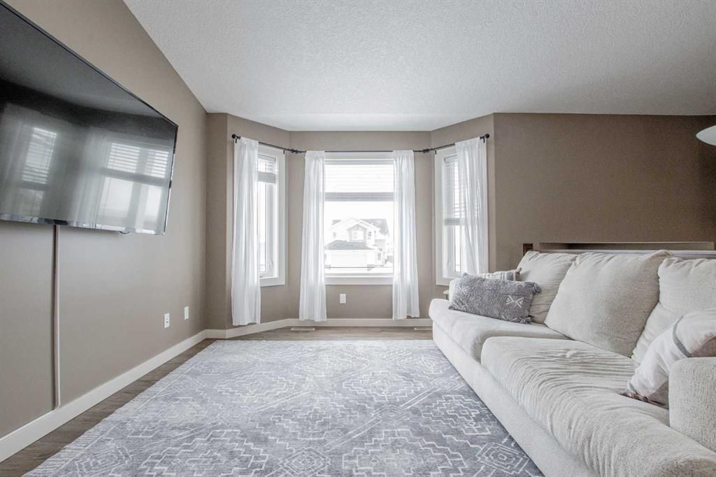 12109 103B Street  - Photo 4