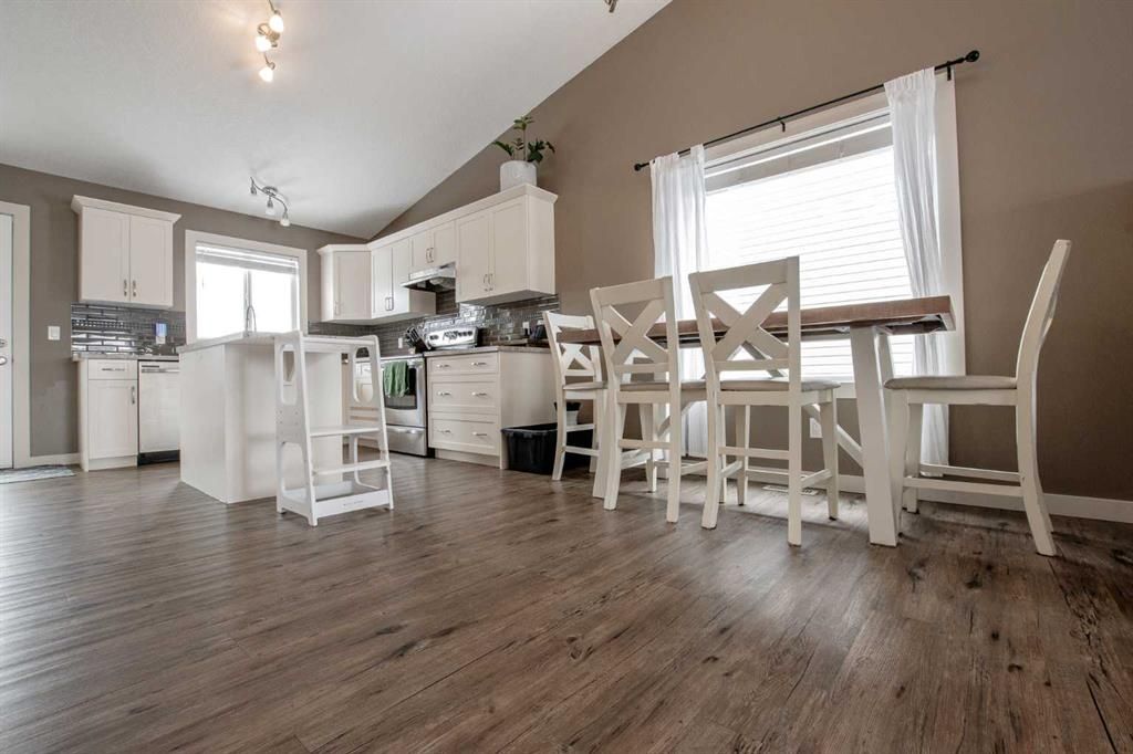 12109 103B Street  - Photo 9