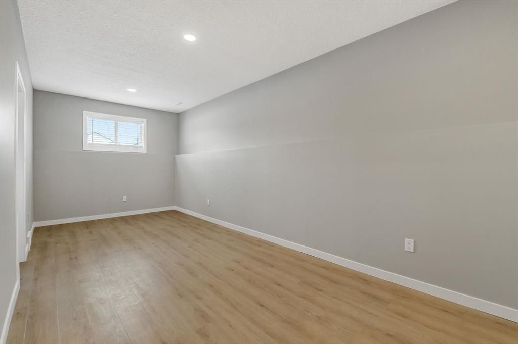 6222 90A Street  - Photo 21