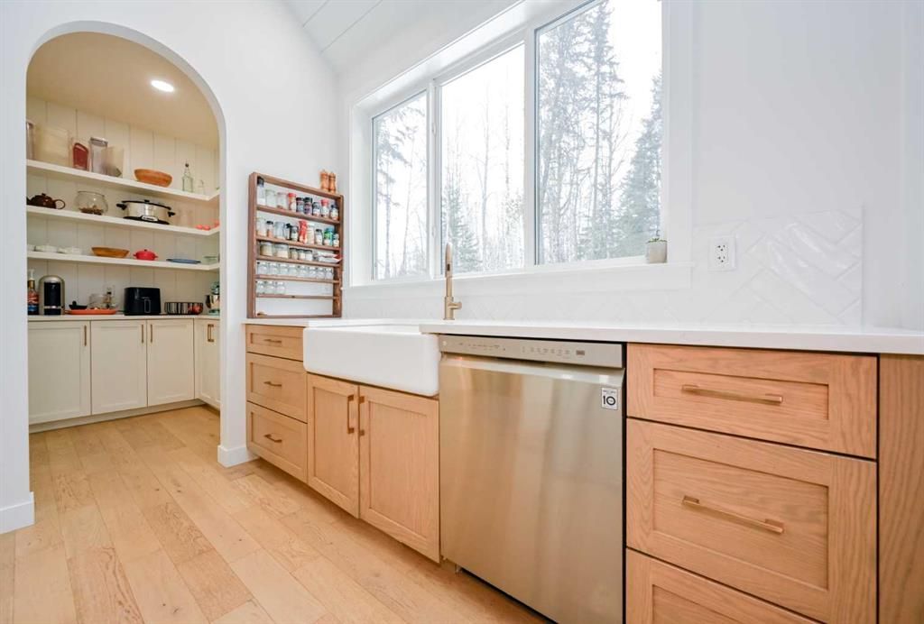  2 704016 RGE RD 70   - Photo 13