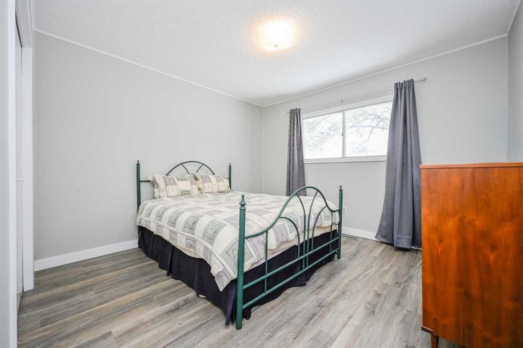 9641 113 Avenue   - Photo 13