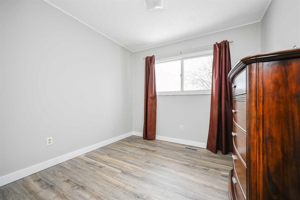 9641 113 Avenue   - Photo 14