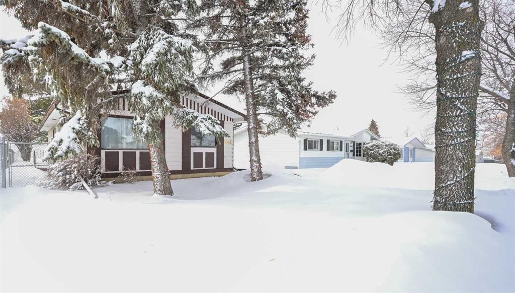 9641 113 Avenue   - Photo 4