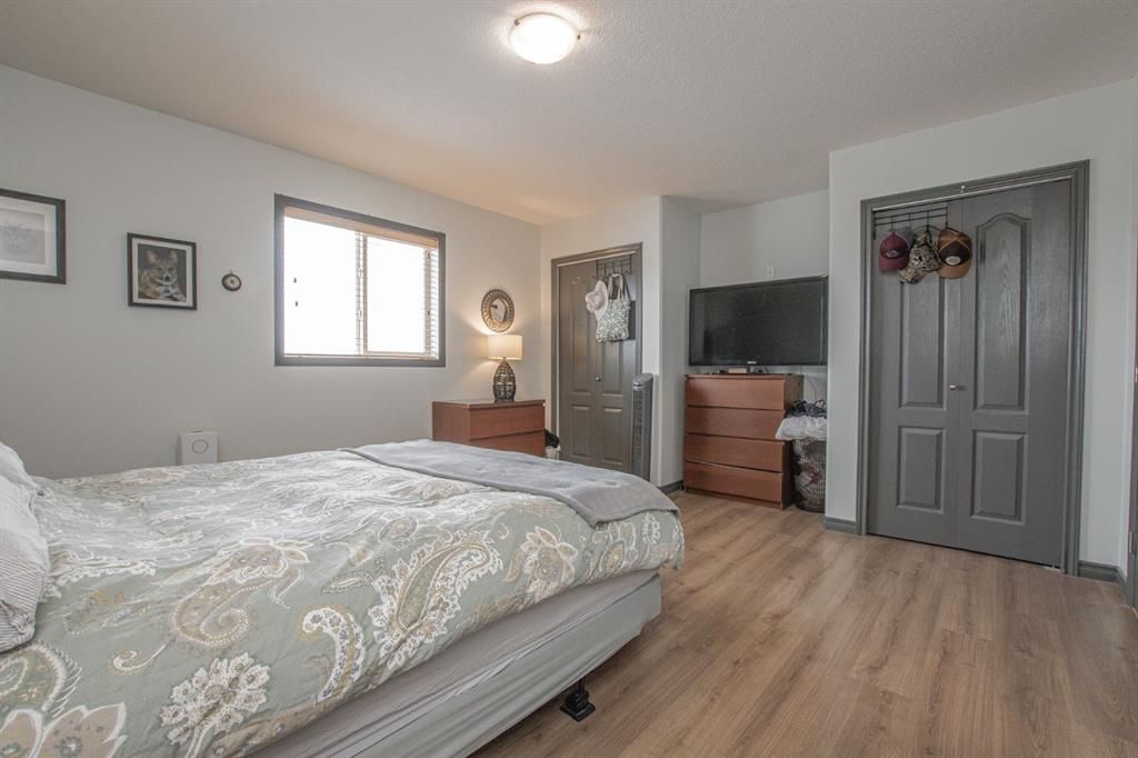 8725 65 Avenue  - Photo 10